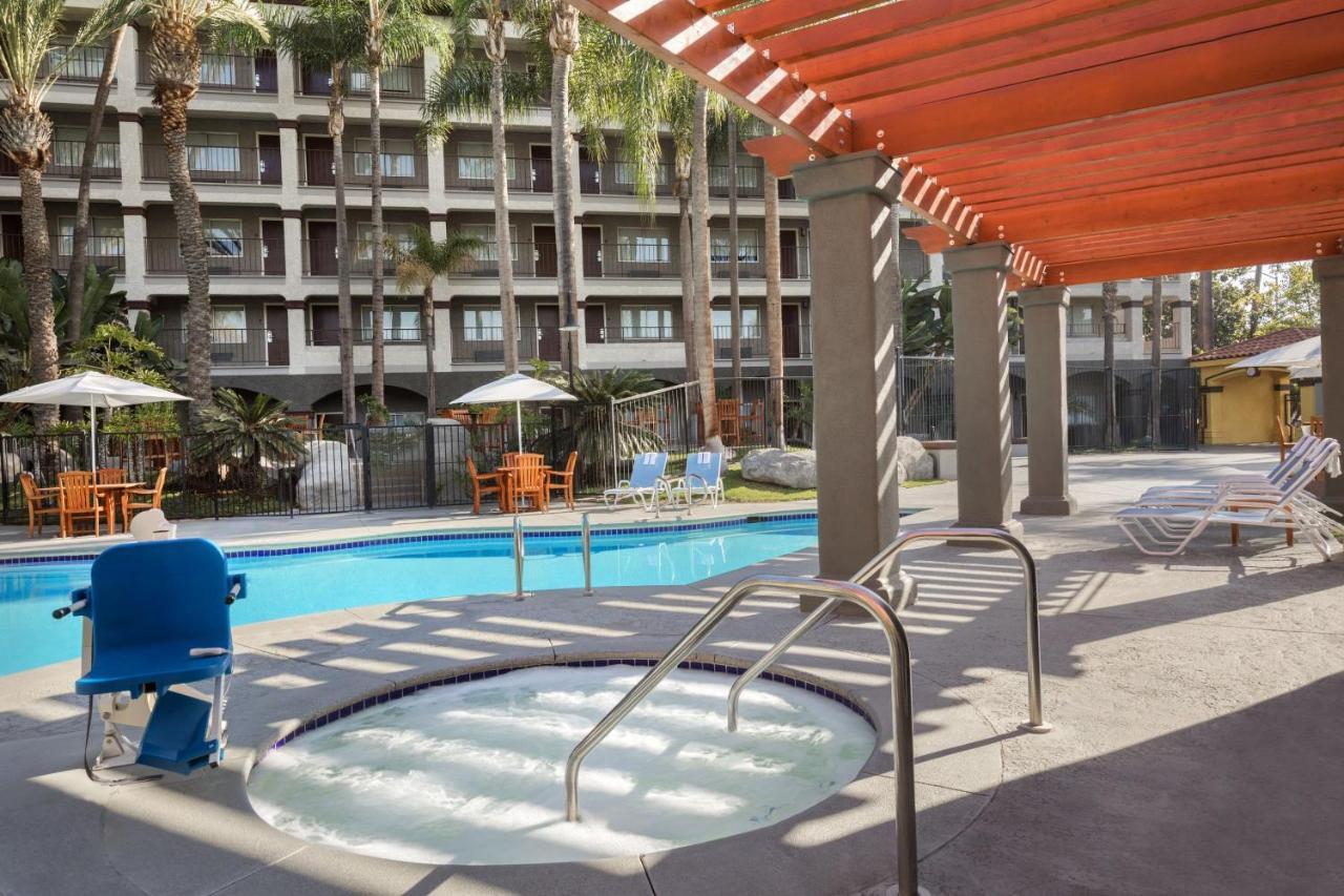Four Points By Sheraton Anaheim Eksteriør bilde