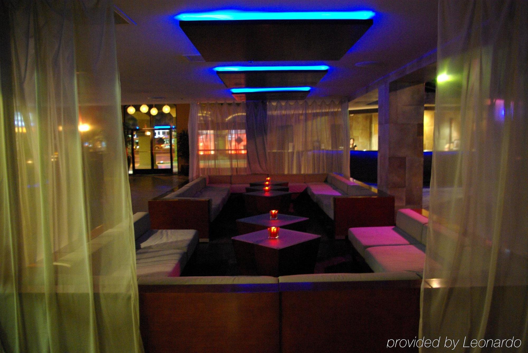 Four Points By Sheraton Anaheim Restaurant bilde